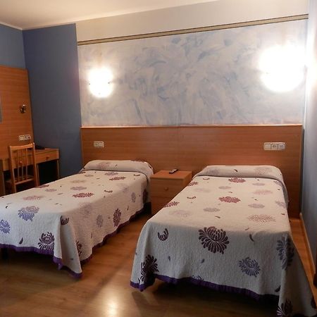 Hotel Doña Maria Gijón Habitación foto