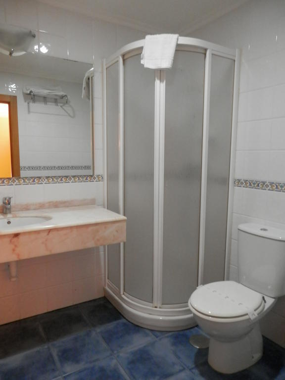 Hotel Doña Maria Gijón Habitación foto
